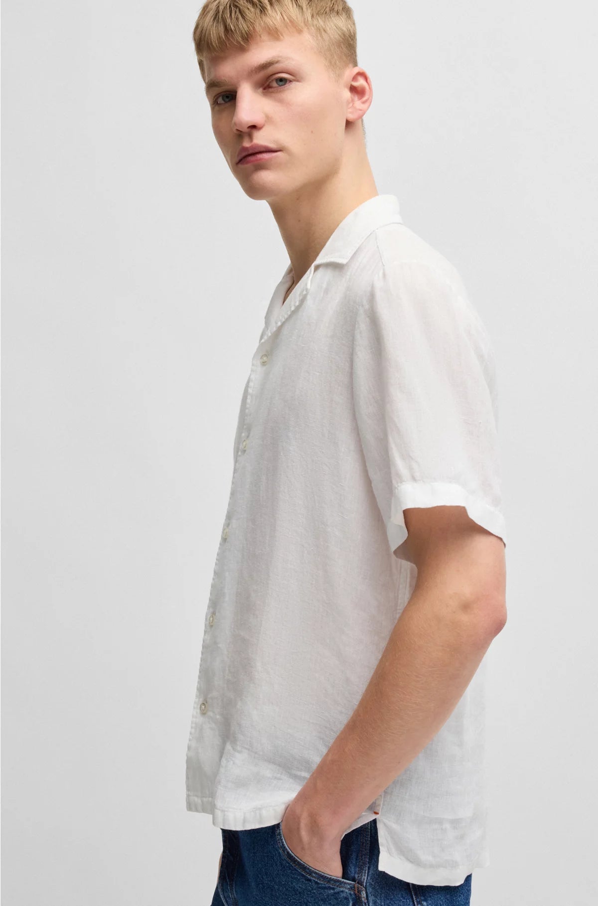 REGULAR-FIT SHIRT IN LINEN